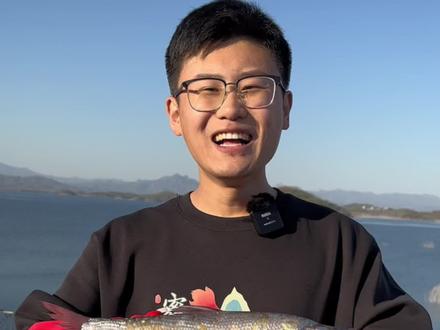 在我们当地油炸翘嘴鱼 很受欢迎 外酥里嫩 做法简单方便 #密云水库 #抖音双11好物节