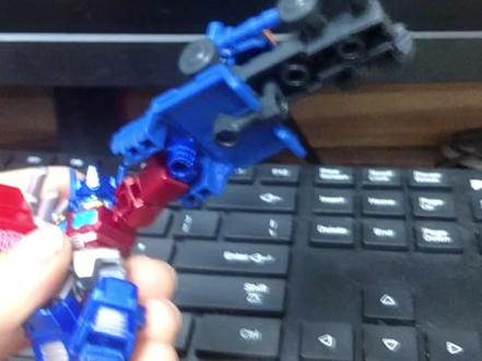 #变形金刚 超级擎天柱的合体教程