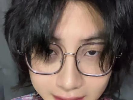 索菲亚原来是清白的 #视觉系#吉他张#索菲亚#亚文化