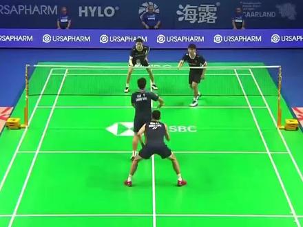 刘雨辰/欧烜屹2-0击败中国台北男双李洋/王齐麟夺冠,打破从去年12月总决赛以来的冠军荒。#羽毛球 #刘雨辰欧烜屹 #李洋王齐麟