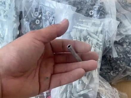 我说我装的柜子是许昌本地厂做的你们不相信,但是实际情况就是许昌做的,虽然厂不大,但是不管做工还是用料我感觉都还可以#定制家具安装细节 #定制家具专业安装师傅 #定制家具安装维修 #大有工具#大有起子机