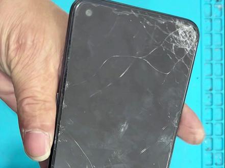 屏幕碎看不见黑屏怎么办别着急,跟视频操作自己也能换OPPOA55S#换屏幕 #换电池 #专业维修 #沉浸式体验