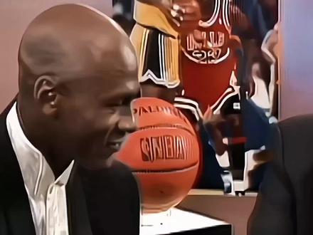 让乔丹打中锋,是84年选秀一句无厘头的话,开拓者不听劝成笑柄#篮球 #迈克尔乔丹 #篮球之神 #乔丹 #nba #nba吐槽大会 #nba总决赛 #nba名场面 #传奇永不谢幕 #篮球需要沉淀