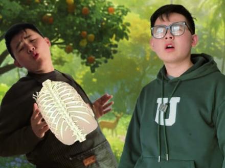 学校食堂做菜就像#搞笑#抽象#学校 #食堂 #内容过于真实 一米长的虫草