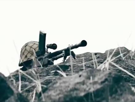 日本勃朗宁的得意之作,歪把子的大哥大,二战鬼子唯一靠谱的机枪 #军事科普 #机枪 #99式