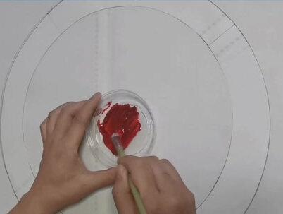 用废纸壳做个超帅的~~美国队长盾牌——这个比较简单,和孩子一起做起来吧!#手工diy #动手能力 #自制玩具 #爱手工爱生活 #纯手工打造