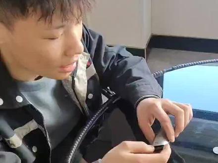 小鹏G3i遥控钥匙电池,我会换了#桐庐一修汽修 #桐庐修车哪家好 #桐庐修车技术