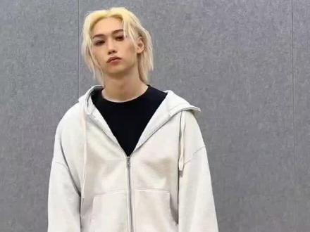 樂简易版教学
(为什么李福福你那么可爱)
#李龙馥