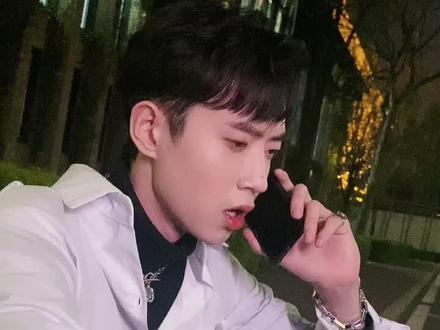 大声告诉我,出来混需要的是什么@李希侃