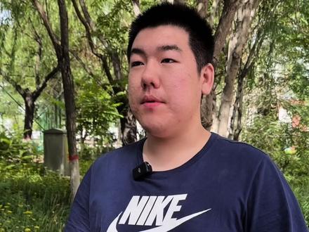 高考总分700分 语文140分 数学146分 乌海考生分享高分学习经验