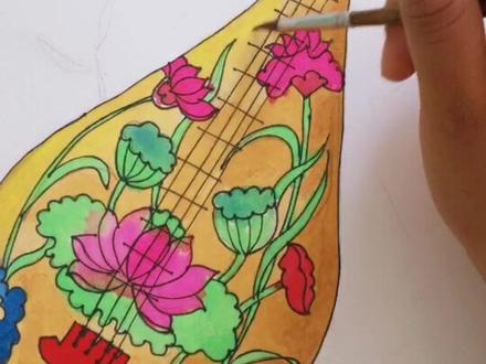 民族乐器儿童画,琵琶画#创意儿童画 #儿童画 #民族乐器