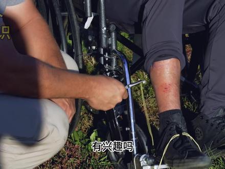 现实版的捆仙绳,BolaWrap,勇子亲测有效 #捆仙绳 #疼痛挑战 #大勇子 #外国人真会玩