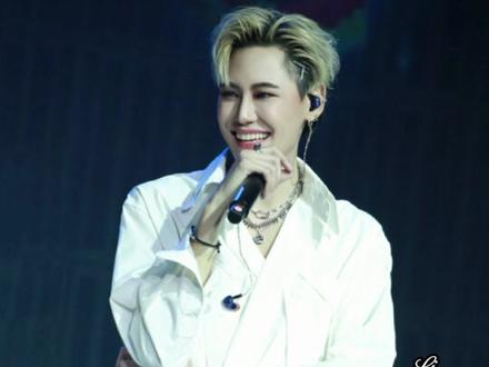 视频有点长 请耐心看完🐱🐷#向全世界安利 #bounprem #boun #prem #他泰 #麻绳cp #宝藏男孩 #演唱会