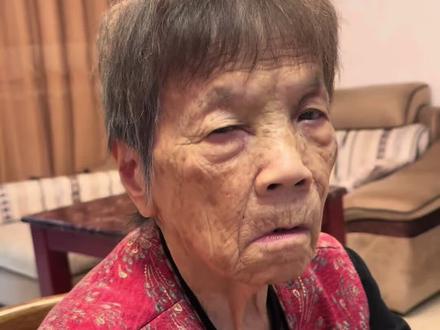 可怜我90岁的老妈,处处都是为了我们着想……