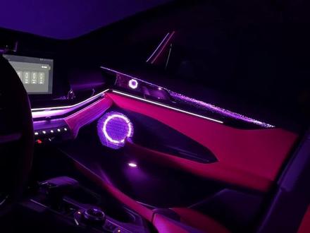 univ氛围灯怎么改?妥妥的案例又来了,32灯银河饰板款氛围灯/流光后杠灯/后视镜流水灯/油门踏板,氛围感运动感兼备!#univ氛围灯 #长安univ #univ