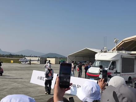 小鹏汇天 陆地航母演示 #小鹏汇天飞行汽车 #陆地航母