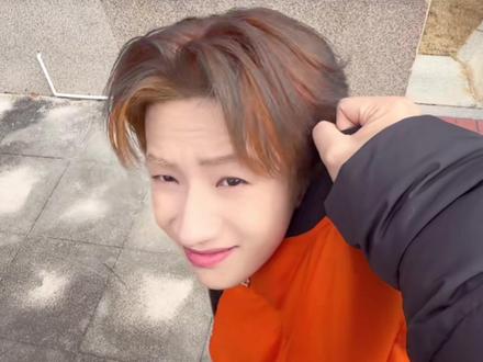 大哥和他那不哭不闹的弟弟#腿长一米八 #拎帽子 #王一珩 #蒋敦豪 #热门