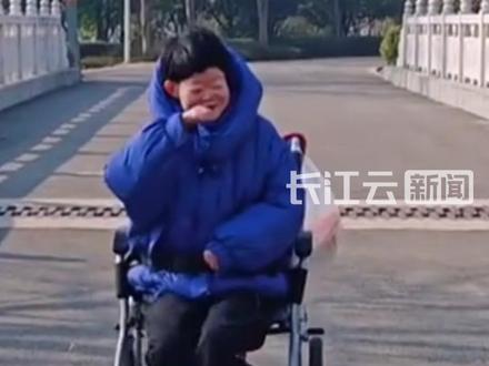 “蝴蝶宝贝”是什么病?医生回应