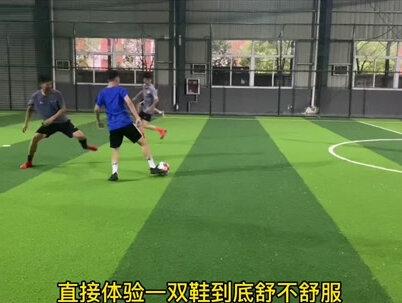 @吴钩足球-夫夫 实战评测耐克刺客15TF碎钉次顶足球鞋#足球 #吴钩足球