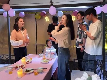 @邱鼎杰@栾蕾英 @邓志浩 《从前慢》拍摄花絮!#国庆节快乐 #记录相聚时光