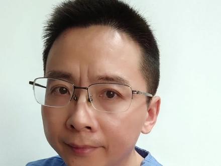 上午心电图
心肌酶都正常
晚上人就没了
看医生怎么说#心电图#心肌酶#医生说心脏 #心梗