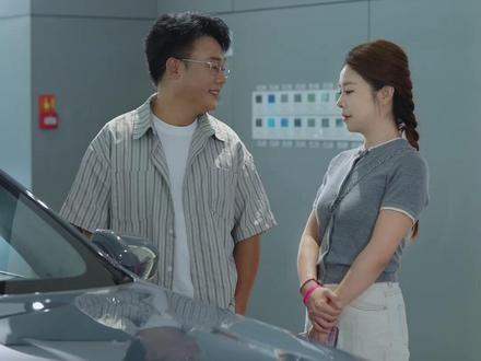 年轻时应该先买房还是先买车? #剧情 #情感 #买车买房