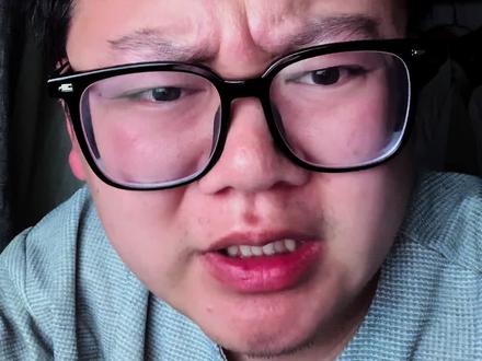 Iqooz11标准版的配置到底怎么样?我个人觉得2199的起售价性价比是真的不高,配置全方位被红米turbo 5max碾压,而且价格还便宜一百多#手机推荐 #iqooz11 #红米turbo5max #性价比手机 #手机怎么选