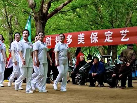 保定艺术团耒易县十八跑演出《邯郸纵歌》