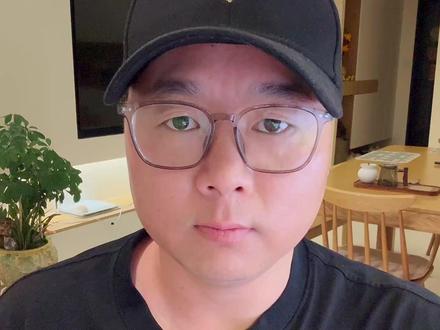 漳州海关首次监管鲜杨梅出口法国。