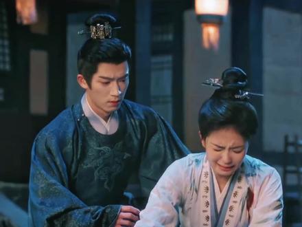 唐宫奇案:直到眼睁睁看着师父死在自己面前,李佩仪的记忆终于恢复#被唐宫奇案女性情谊打动 #唐宫奇案 #白鹿 #王星越