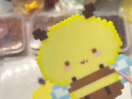 🐝橹橹唇边痣教程来咯💘
第一次做教程 希望有讲清楚要点😭
大家可以借鉴这个创意用在其他豚馒的拼豆上 但请标注一下创意来源和猫猫嘴的原创老师 感恩🙏🏻
#橹穆拼豆 #拼豆教程 #杰丞