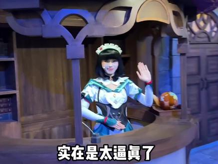 这联动场景也太还原了#庆典砰砰大行动 #北京环球影城原神互动主题区 #在环球当蒙德人的一天 #原神线下羽球节