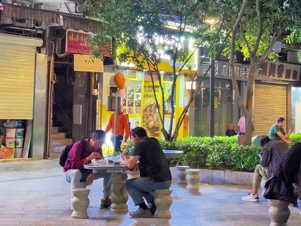 澳门佑汉街 #上热门#旅游 #澳门 #街拍 #美食 @澳门街溜子(阿超) @遇海王超 @抖音小助手