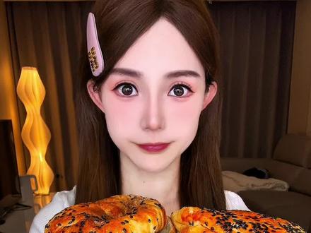 今天吃汉堡炸鸡薯条#美食 #我的美食日记 #吃货日常 #妈呀太香了 #夜宵