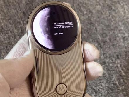 经典永不过时,只会镌刻心中 #摩托罗拉#R1登月限量款#阿波罗登月