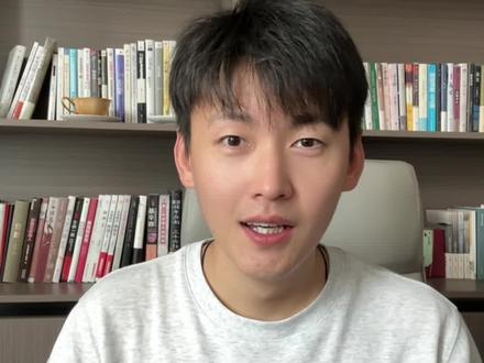 今年是一个双喜临门的生日,感谢大家的祝福和陪伴,也恭喜夫人@王又又.
#坚持做长期正确的事 #王又又