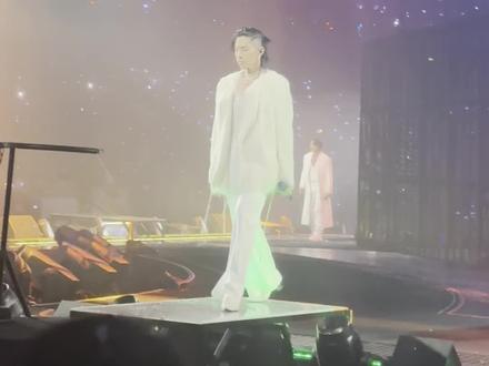 F4(F3+1)上海演唱会收官!法拉利老了还是最顶级的,太帅了,眼花缭乱的一晚,看完这个找那个🤭#F4#F4上海演唱会 #万人合唱