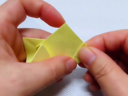 简单好看的彩纸折纸花,一起来试试吧#彩纸 #折纸手工#折纸教程 #手工折纸 #卡纸 #手工折纸花