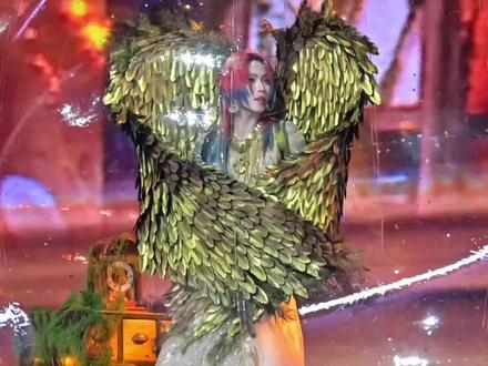 2026 上海坤音Q跨--Oner 岳岳 被藏起的一页
岳明辉真的是神来着!!!这一场的小页能记一辈子!!!
#Oner #oner岳岳 #坤音娱乐 #坤音Q跨 #被藏起的一页