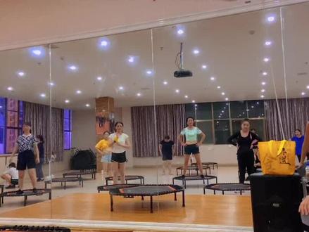 #小玛丽蹦床 #健身蹦床 完整版库存,课堂实录哈哈😆#运动使人快乐 #高效燃脂