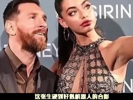 梅西叱诧球场横扫四方,被调侃甘愿做提鞋小弟,家庭地位显而易见