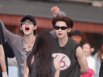 周震南小鬼你们赢了姚晓棠和张碧晨就这么开心啊哈哈哈哈哈哈哈🤣🤣🤣#周震南音你而来 #西双版纳泼水节#音你而来