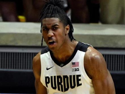 “如有机会,最想隔扣的NBA现役/历史球员是谁?”
“我会说是勒布朗!”
#欢迎来到NBA #杰登艾维 #勒布朗詹姆斯 ##篮球🏀