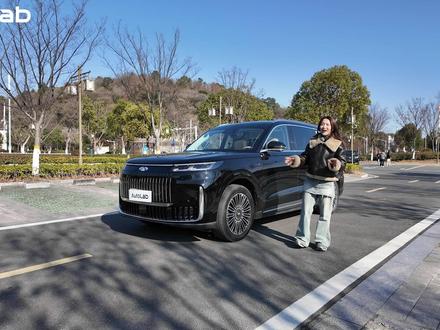 试驾体验风云T11两驱版,全家舒享大六座