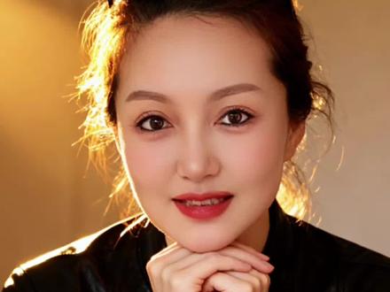 新能源汽车没有养路费,你就收新能源的好了 #知识播种计划 新能源汽车养路费 #108国道设收费站 #燃油税