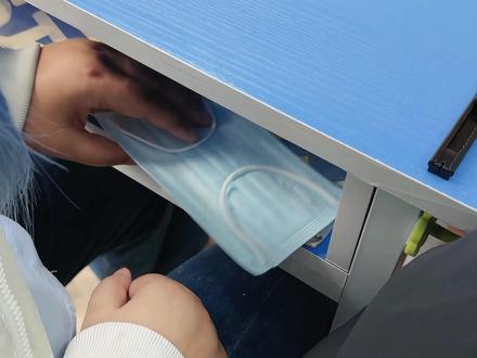 沉浸式体验上课偷偷吃东西… #校园