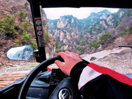 不让开快,只能视频开倍速了#飞驰人生 #焦作峰林峡景区 #utv