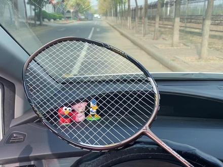 胜利tk猎鹰-有速度的进攻拍,口碑好是三大厂中端拍前五的选择,销量大#羽毛球拍 #小隼 #胜利小隼羽毛球拍 #胜利羽毛球拍 #黑金隼