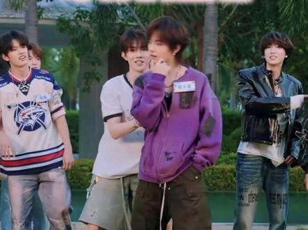 族综暂停录制 三代立马回去拍宝藏三#TF三代 #族综 #top #tfing