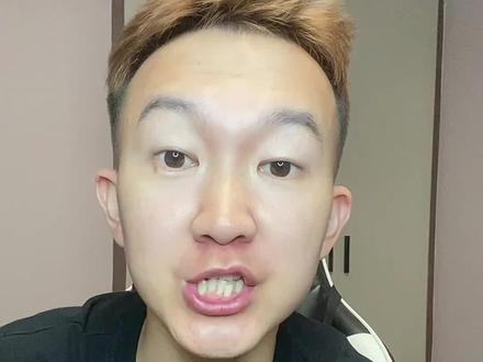 家人们40个G的游戏,你的手机能不能扛住?#王者荣耀世界#游戏 #来世界和王者英雄奔现#王者